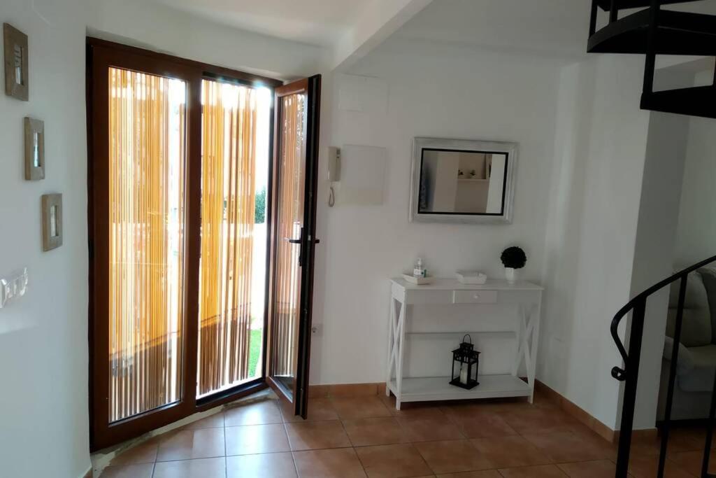 Apartamento Duplex. Muy Tranquilo. Terraza Y Bbq Apartment Denia Ngoại thất bức ảnh